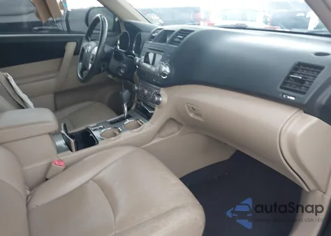 2012 Toyota Highlander z USA, uszkodzony, nr VIN 5TDZA3EH9CS030913